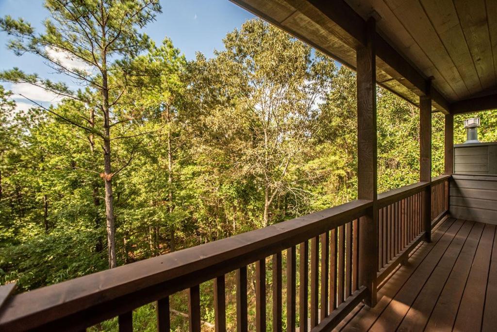 Merlot Mountain - Heated Spa Pool And Hot Tub! Cabin Broken Bow Buitenkant foto