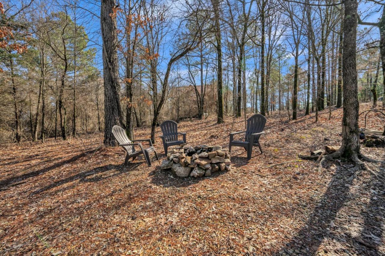 Merlot Mountain - Heated Spa Pool And Hot Tub! Cabin Broken Bow Buitenkant foto
