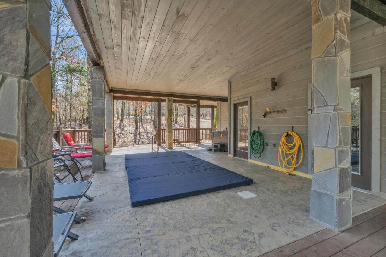 Merlot Mountain - Heated Spa Pool And Hot Tub! Cabin Broken Bow Buitenkant foto