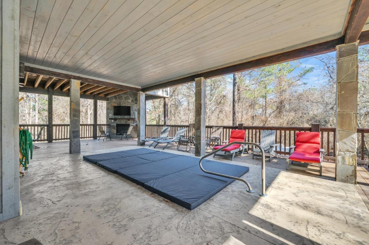 Merlot Mountain - Heated Spa Pool And Hot Tub! Cabin Broken Bow Buitenkant foto