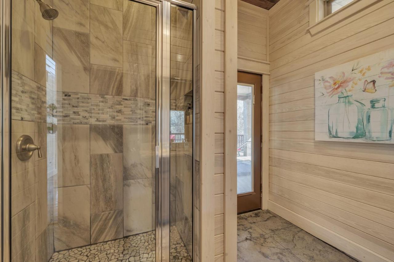 Merlot Mountain - Heated Spa Pool And Hot Tub! Cabin Broken Bow Buitenkant foto